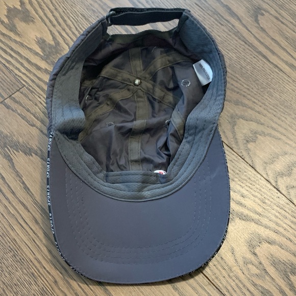 grey champion cap - Picture 2 of 3